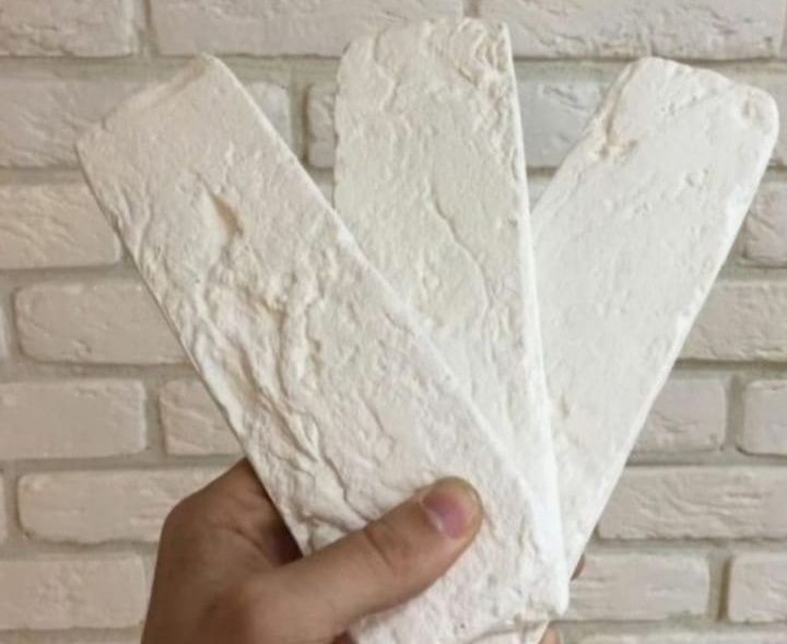 Әсемдік кірпіш. 1кв метрі 1500тг.1кв метрде 60 штук әсемдік кірпіш бар