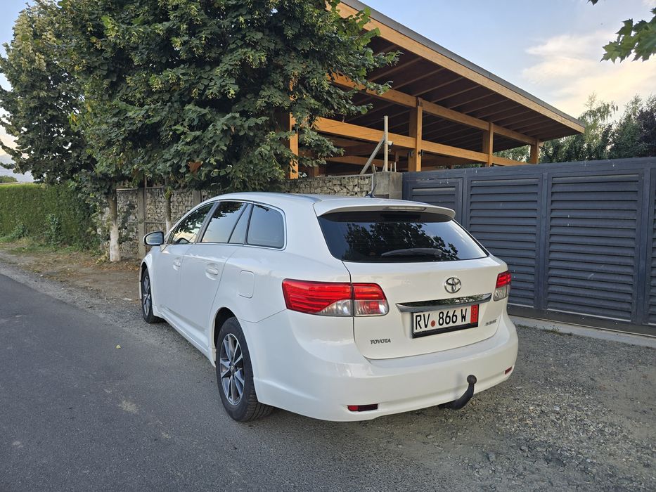 TOYOTA Avensis 2012 — imagine 3