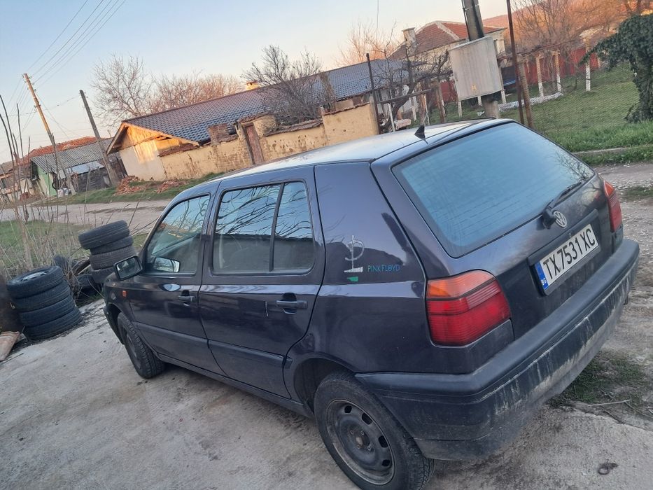 Golf 3 бензин1.6