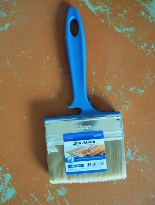 Кисть для лаковых поверхностей