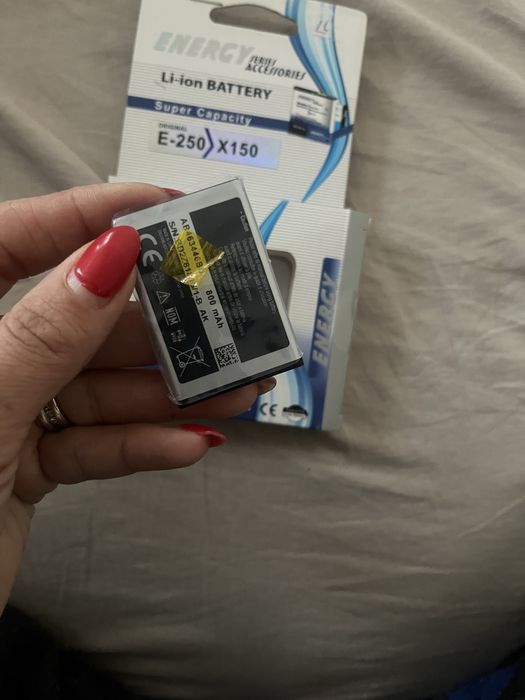 Зарядно и батерия за самсунг