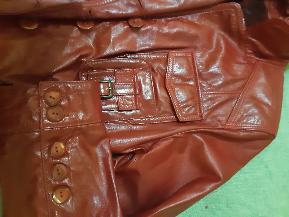 Женская натуральная кожаная куртка