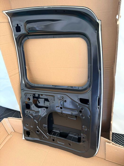 Usa stanga spate batanta Dacia MCV noua originala Dacia