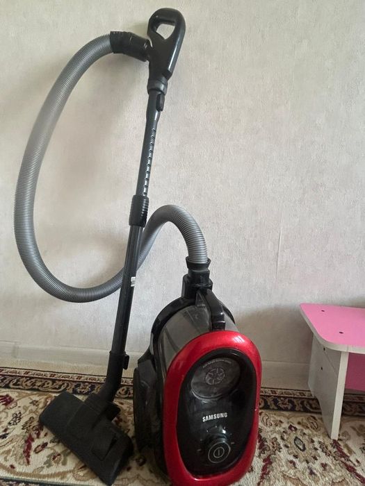 Продам пылесос самунг