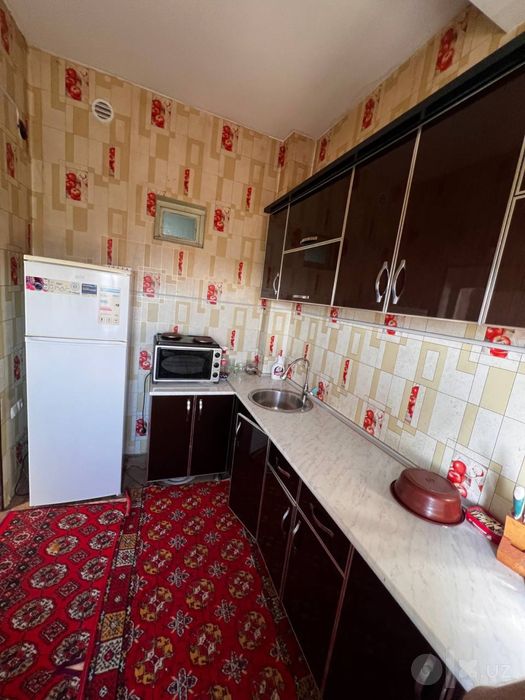 6 даха, Парк, Урология янда 3 хонали квартира ИЖАРАГА