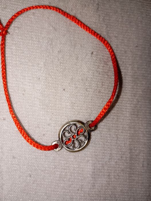 Гривни ръчно изработени