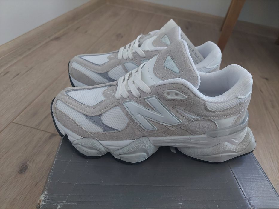 NEW BALANCE 9060