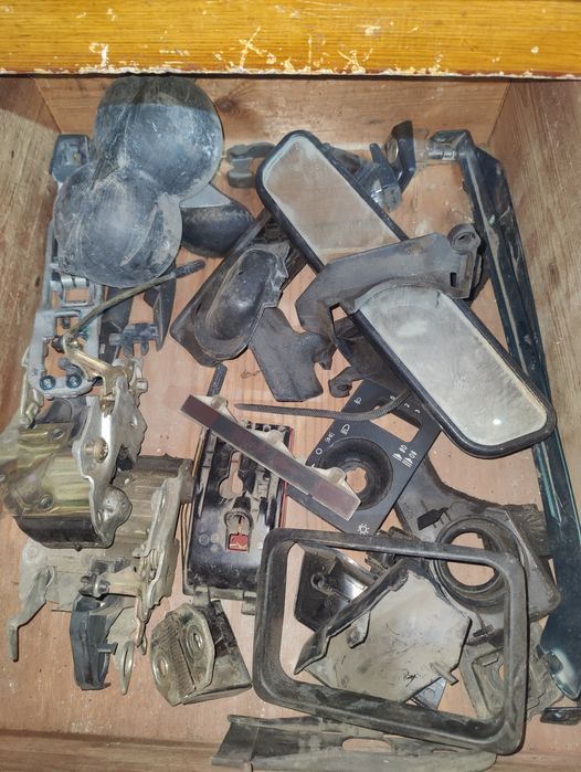 Запчасти на Мерседес 124