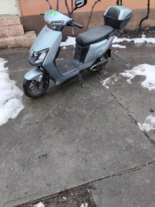 Vând scuter electric!