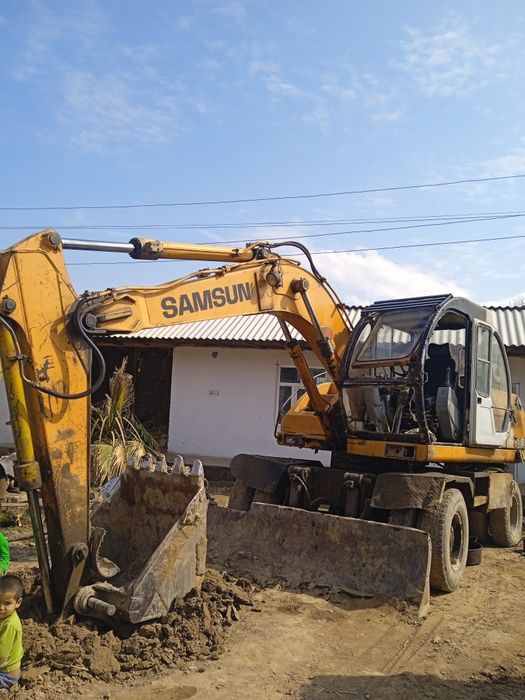 Ishlab turgan mashina