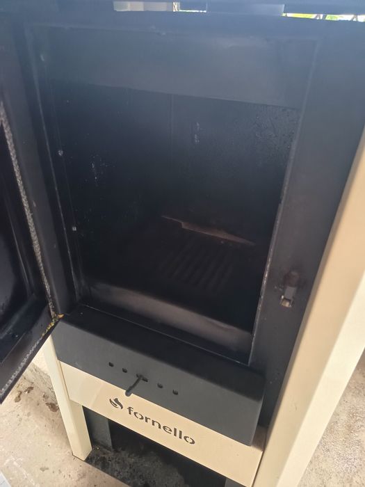 Termosemineu fornello 27kw folosită 1 săptămâna