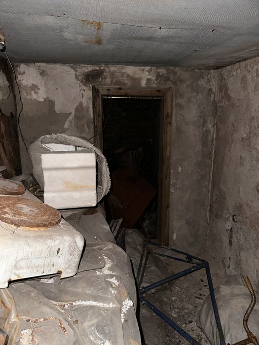 Гараж на 29кв за трактиром