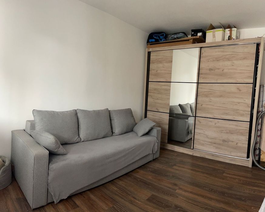 Închiriez ap 2 camere decomandat