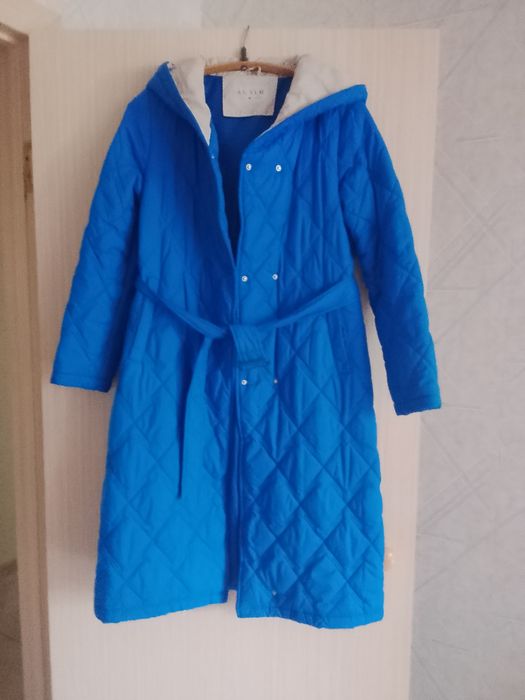 Продам куртку (плащ) 10000. Торг