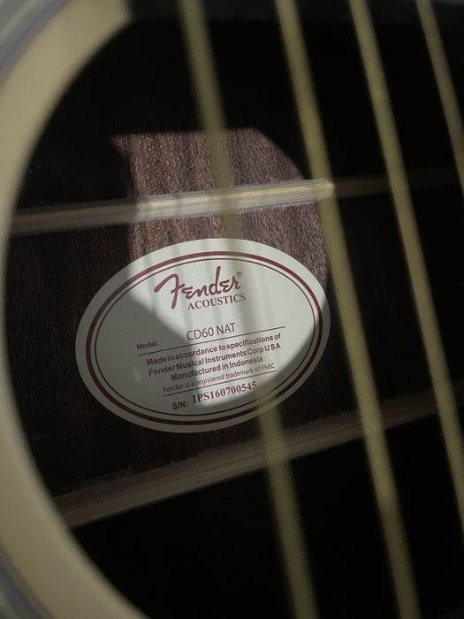 гитару  ямаха С40 и CD60 nat