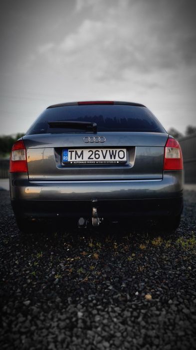 AUDI A4 Avant 2002 — imagine 2