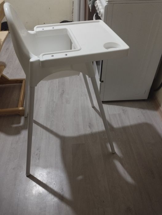 Продам столик детский срочно