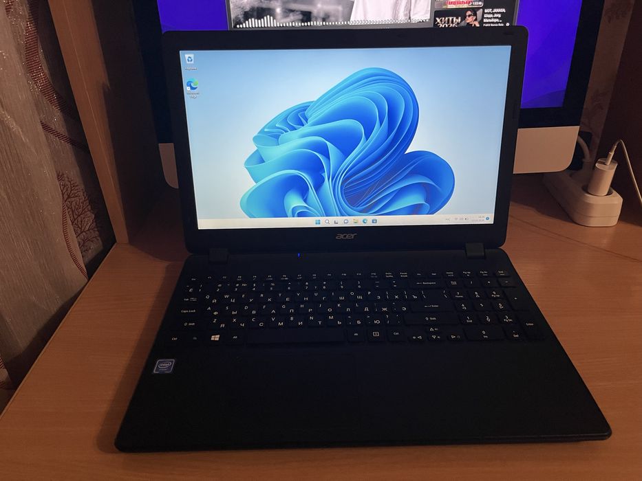 Продам ноутбук acer