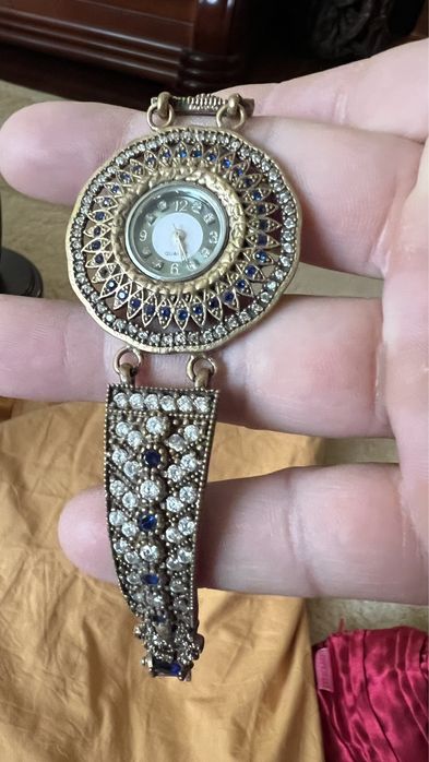 Ceas argint lucrat manual  pe comanda