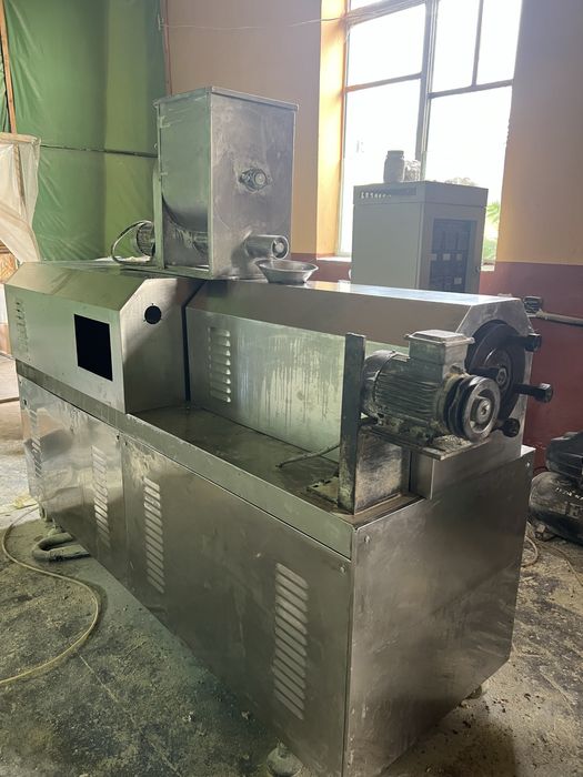 Экструдер сотилади