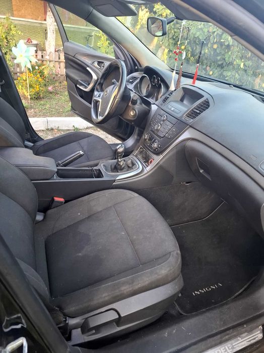 2010 opel Insignia limusine