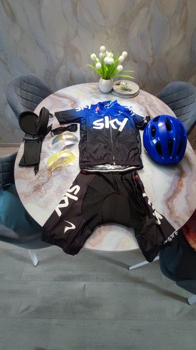 Велосипедный костюм в комплекте