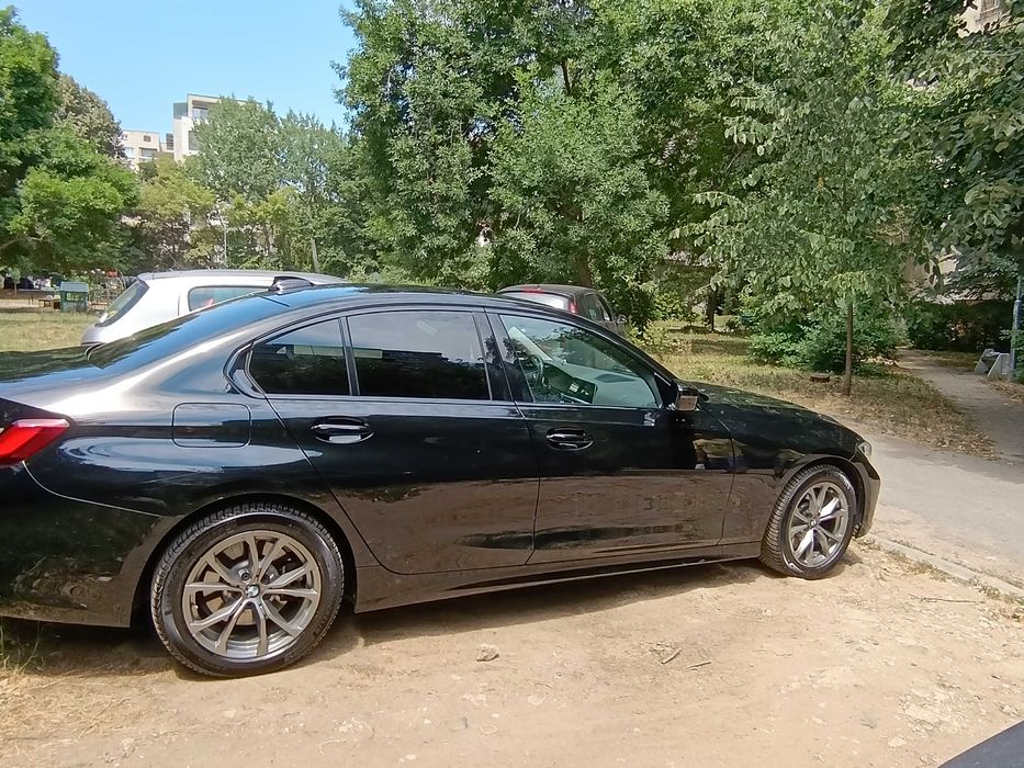 Продавам BMW 330D xDrive