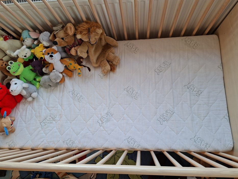 Дървено детско легло