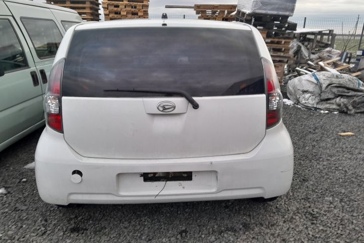 Dezmembrez Daihatsu Sirion 2