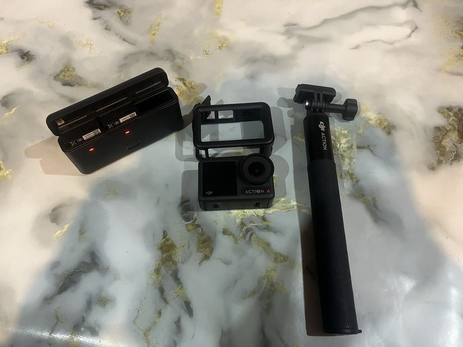 Продам DJI action 4