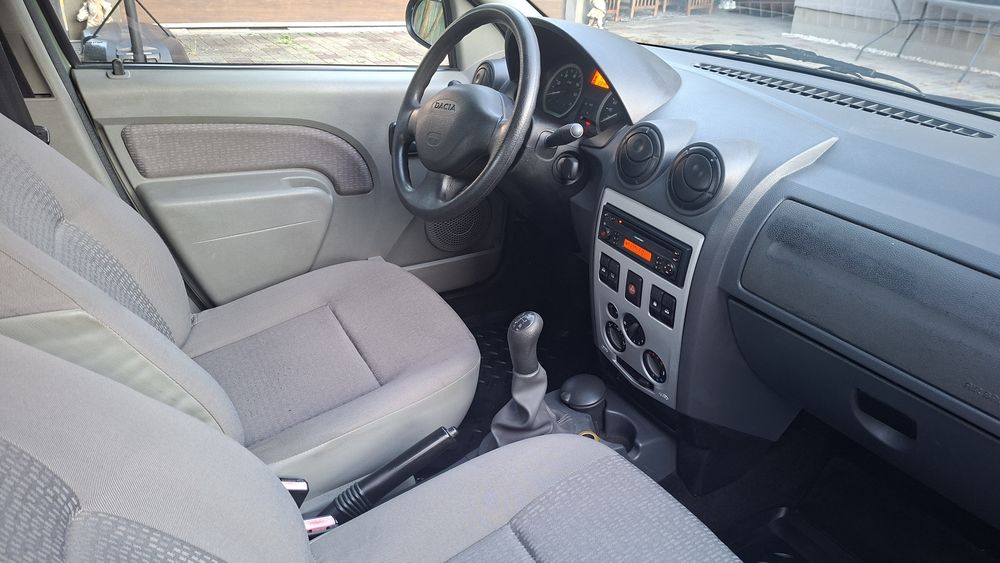 Logan 1.6 8V impecabil