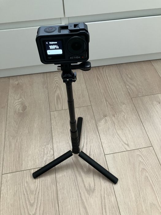 Dji osmo action 4 + карта памет и аксесоари