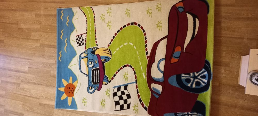 Срочно продам детский ковер