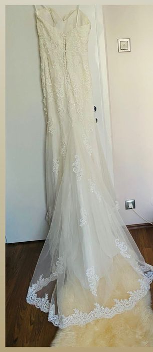 Vând rochie de mireasă