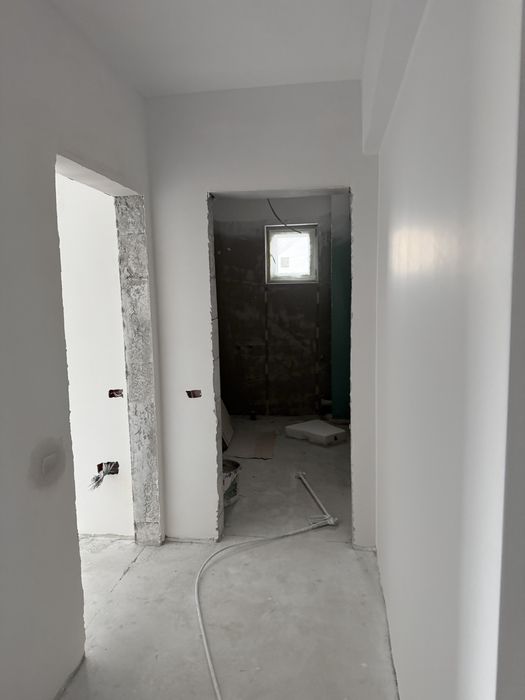 Vand Apartament 3 camere Dobroesti