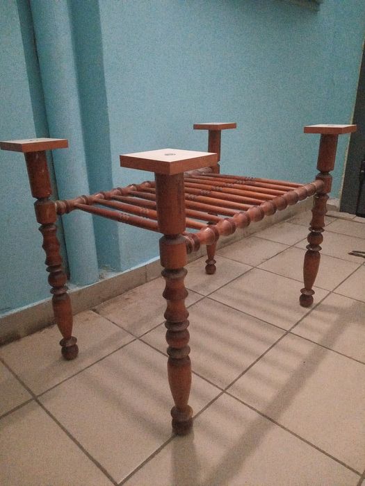 Столик и прочая мебель
