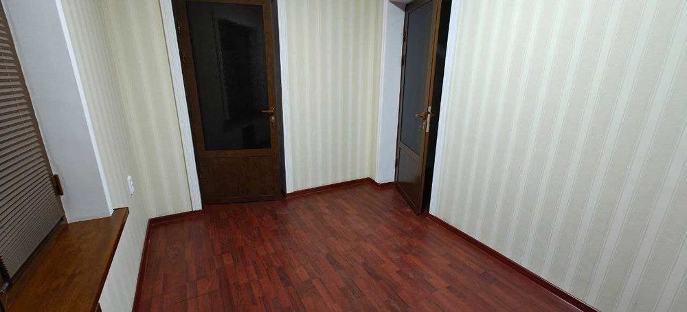 Сдается участок дом 8 комнат, 5 соток учебный центр и другие коммерции