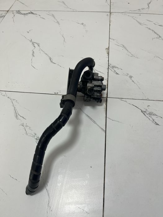 Продам Гур камри 40