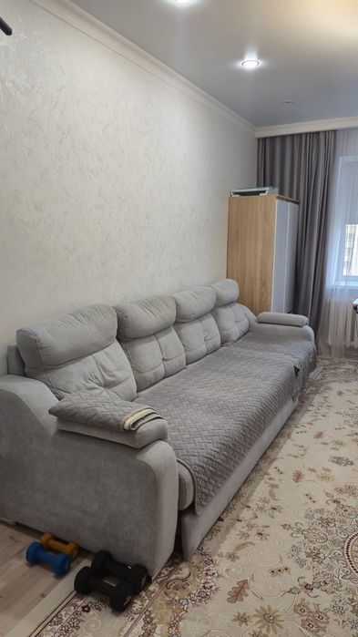 Продам диван 3х метровый