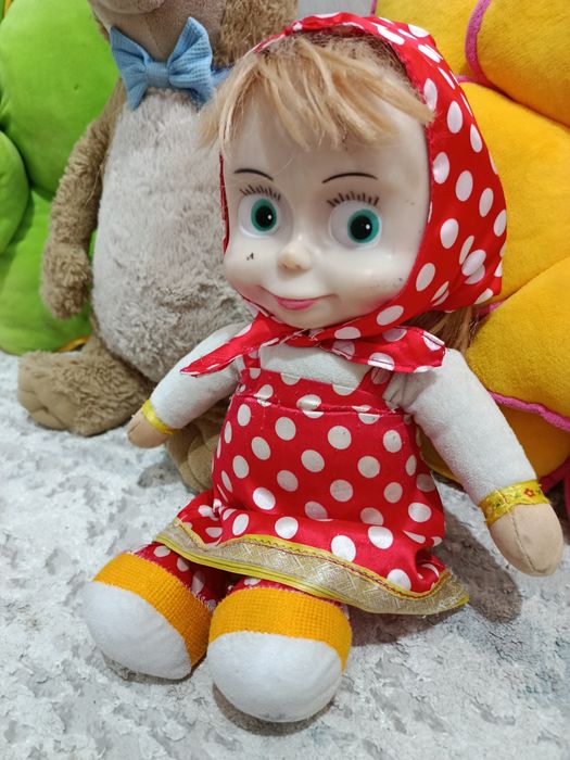 Игрушки маша и медведь 50 тыс все вместе