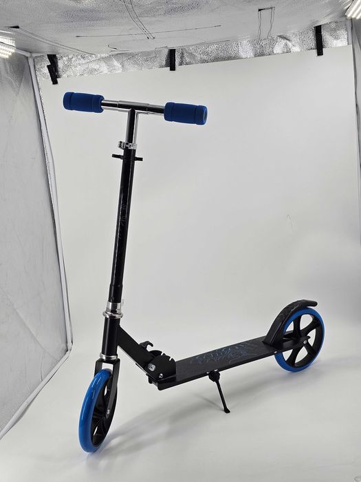 Детска тротинетка сгъваема скутер scooter черно и синьо опорна стойка