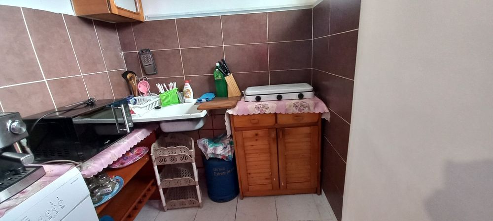 Vând garsonieră oraș stei str garofiței bl 1 2t 3