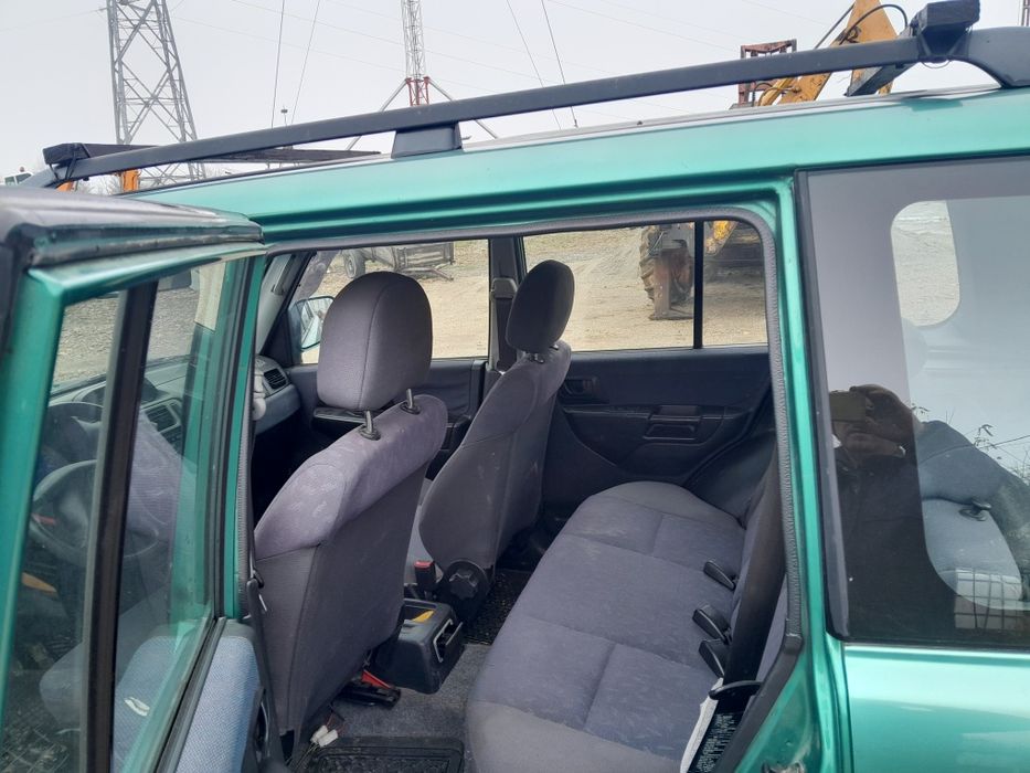 Mitsubishi pajero pinin 2.0l 5 usi 4x4