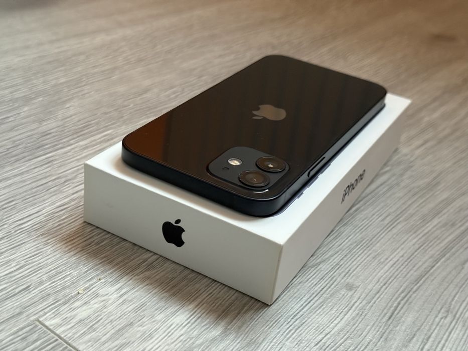 iPhone 12  ,64Gb, black ,Neverlocked ,baterie 100%