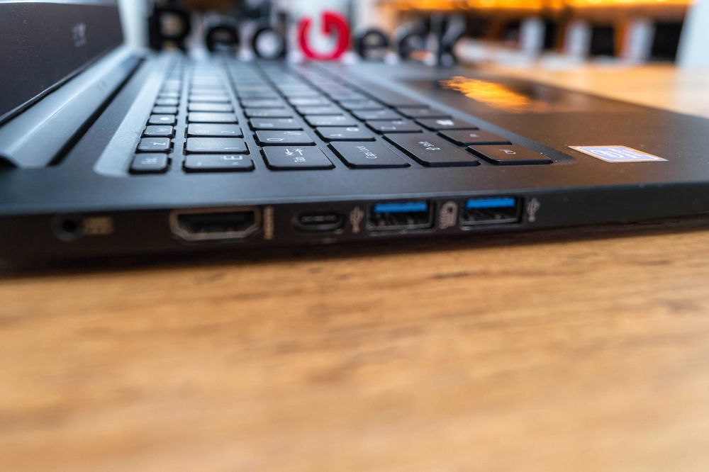 Acer Swift 1 SF114 Pentium Silver N5000 Graphics SSD M2 128GB Red Geek