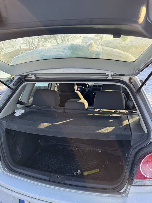 Se vinde polo an fabricatie 2008! Motor benzina 1 ,2