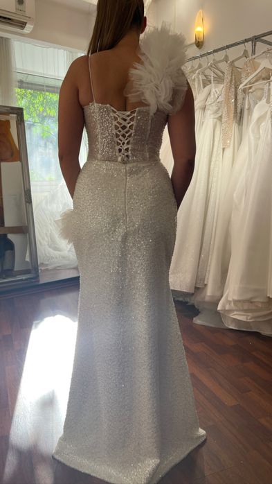 Vând Rochie de mireasa Mărimea S/M