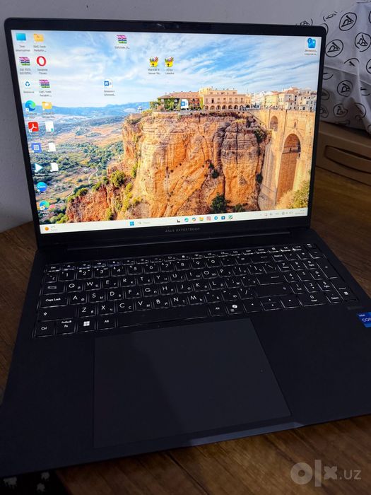Asus temir kuzof