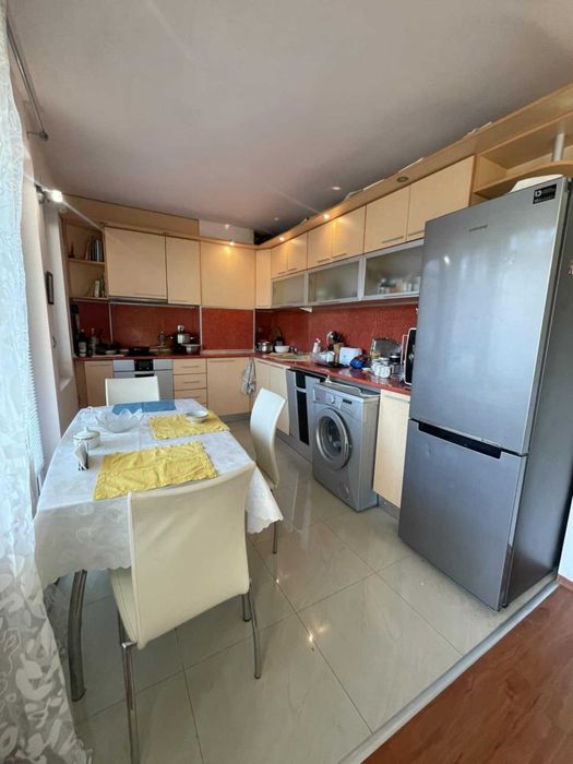 Продава се Тристаен апартамент в Варна, Окръжна болница - 105 кв.м за 1896 €/кв.м - Снимка #3