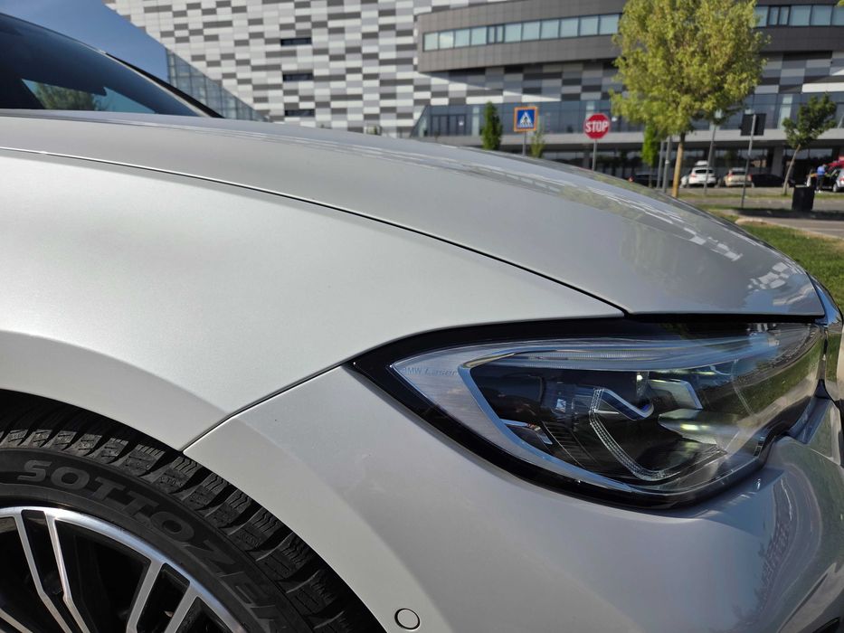 Vand BMW 330i stare perfecta 258 CP - an 2021